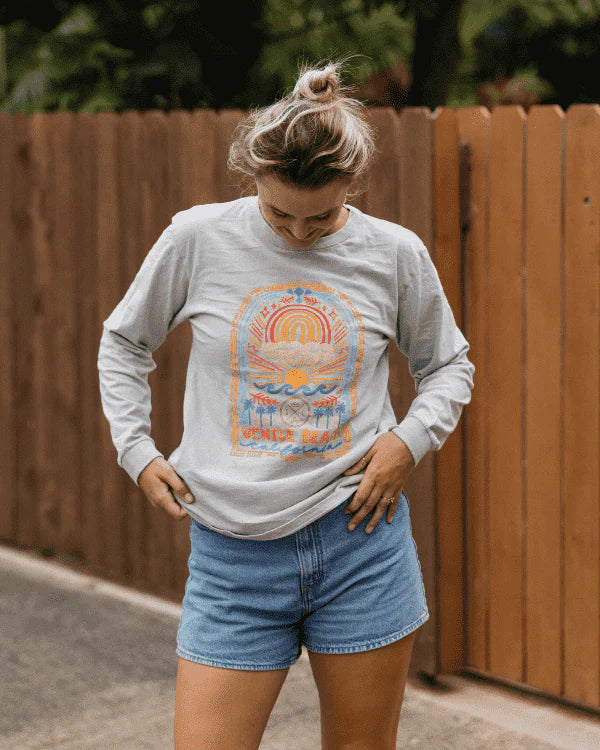 Venice Beach LS Tee - Light Grey