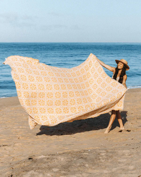 Yarrow - PARTY BLANKET™