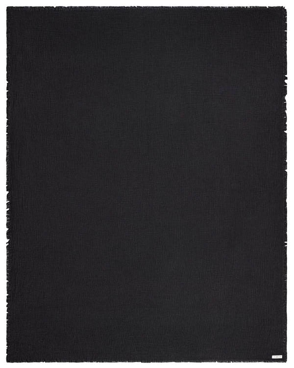 Lara Black - PARTY BLANKET™